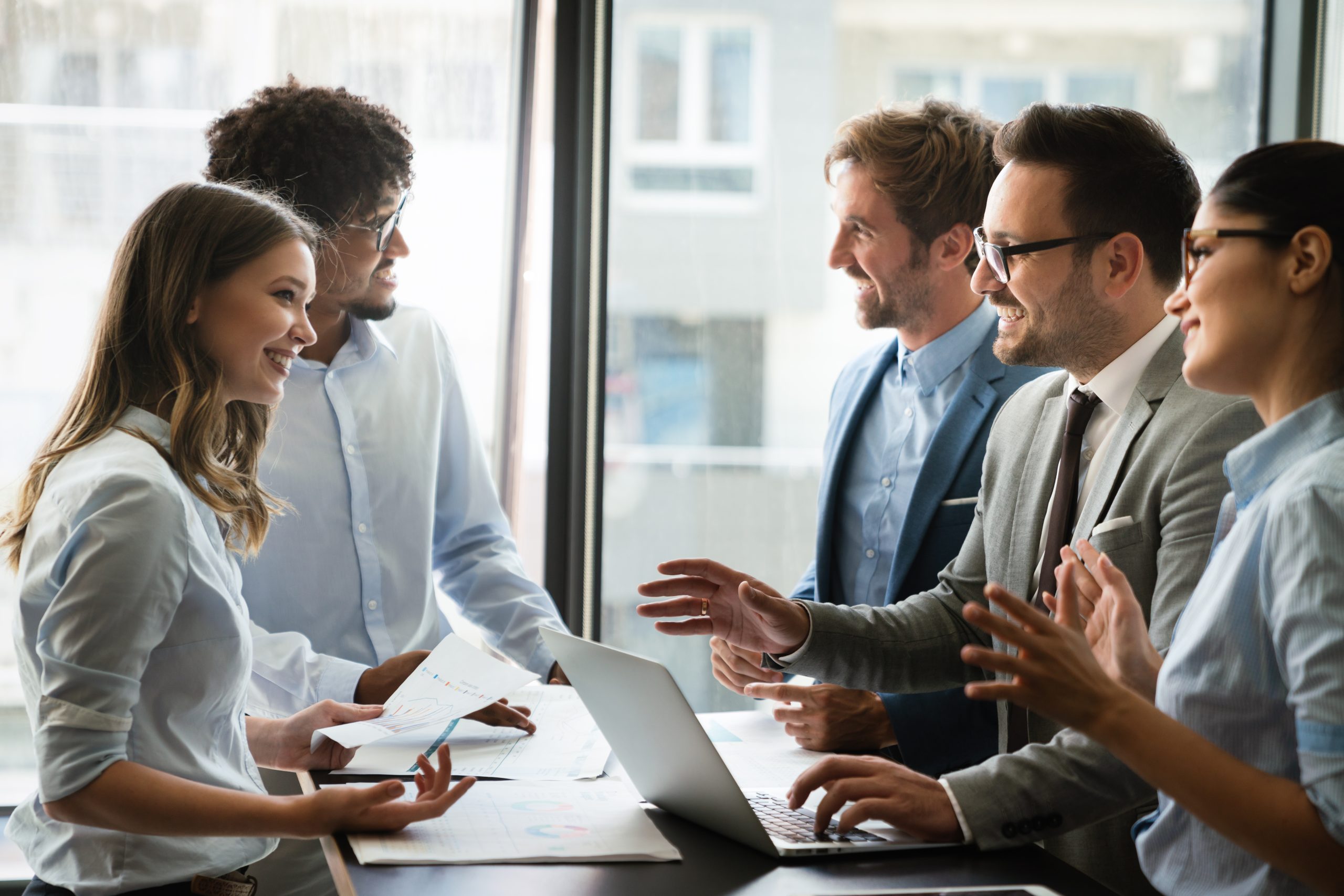 Happy,Business,People,Having,Fun,And,Chatting,At,Workplace,Office
